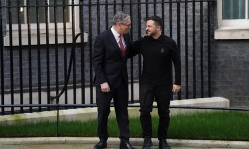 Vojna nekončí, Zelenský v Londýne vyžobral nové miliardy na pokračovanie vojny