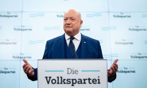 Rakouský kancléř je nečekaný, míní velvyslanec. Nová vláda prý pomůže i některým Čechům Rakouský kancléř je nečekaný, míní velvyslanec. Nová vláda prý pomůže i některým Čechům