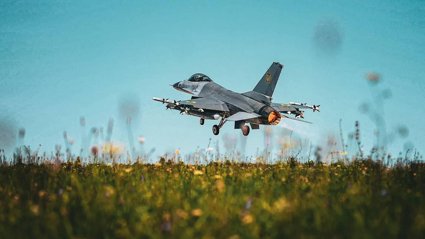 Forbes: USA zrušili podporu F-16 na Ukrajine Forbes: USA zrušili podporu F-16 na Ukrajine