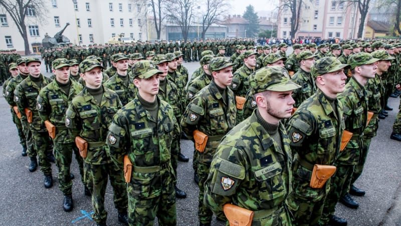 PŘEHLEDNĚ: Jak by vypadala mobilizace v Česku a kdo může odmítnout mimořádnou službu? PŘEHLEDNĚ: Jak by vypadala mobilizace v Česku a kdo může odmítnout mimořádnou službu?
