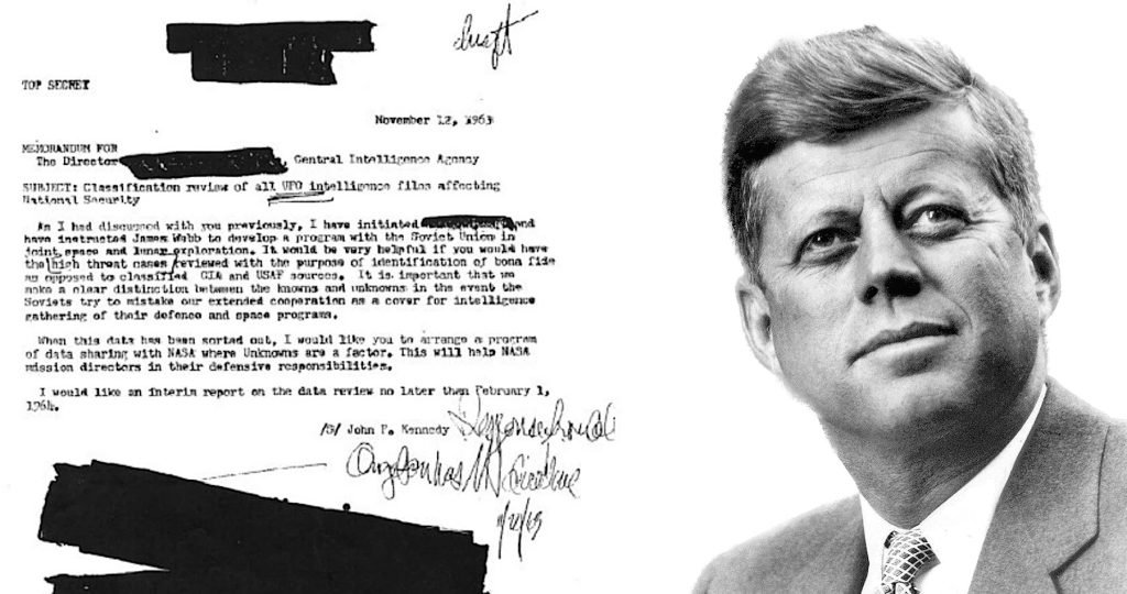 Biely dom zverejnil ďalšie odtajnené spisy o atentáte na JFK. Dokumenty však nie sú kompletné, ako to žiadal Donald Trump, pretože opäť zasiahol Deep state a jeho prisluhovači infiltrovaní v štruktúrach štátu a americkej administratívy Biely dom zverejnil ďalšie odtajnené spisy o atentáte na JFK. Dokumenty však nie sú kompletné, ako to žiadal Donald Trump, pretože opäť zasiahol Deep state a jeho prisluhovači infiltrovaní v štruktúrach štátu a americkej administratívy