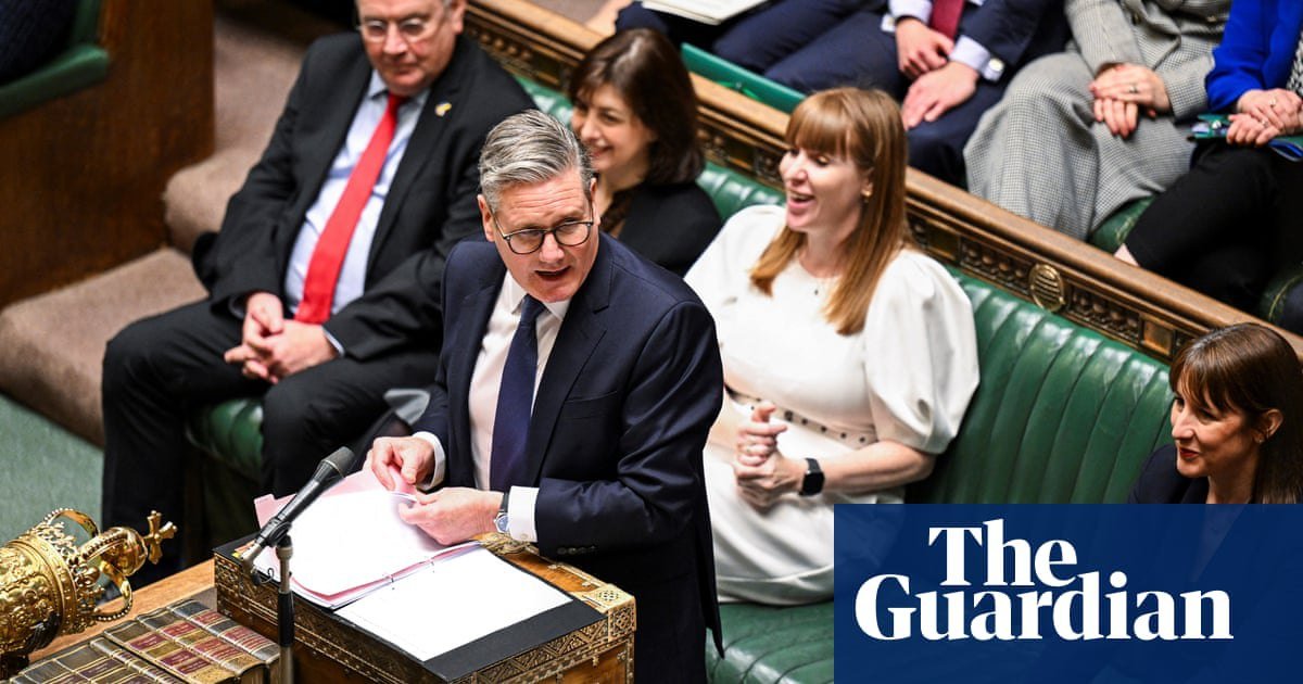 The Guardian: Labouristi sú hlboko nespokojní s domácou politikou Keira Starmera