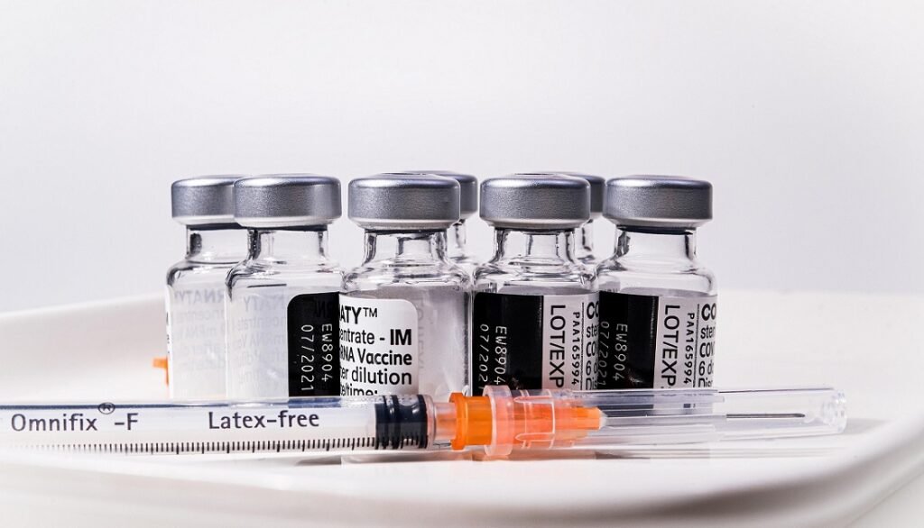 Záludná hra Big Pharma: mRNA vakcíny ve vaší večeři z kuřete? Záludná hra Big Pharma: mRNA vakcíny ve vaší večeři z kuřete?