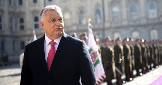 „Pokračovanie vo vojne proti Rusku je zlé, nebezpečné a chybné. Našou najväčšou nádejou je, že vojnu vystrieda mier,“ vyhlásil maďarský premiér Viktor Orbán „Pokračovanie vo vojne proti Rusku je zlé, nebezpečné a chybné. Našou najväčšou nádejou je, že vojnu vystrieda mier,“ vyhlásil maďarský premiér Viktor Orbán