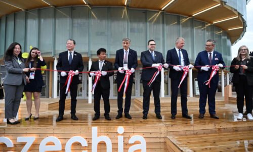Lipavský v japonské Ósace otevřel český národní pavilon pro Expo. Co v něm najdete?