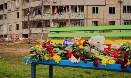 375075_russia_ukraine_war_73263-640x420.jpg Rusko zaútočilo na rodné mesto Zelenského, o život prišlo 18 ľudí