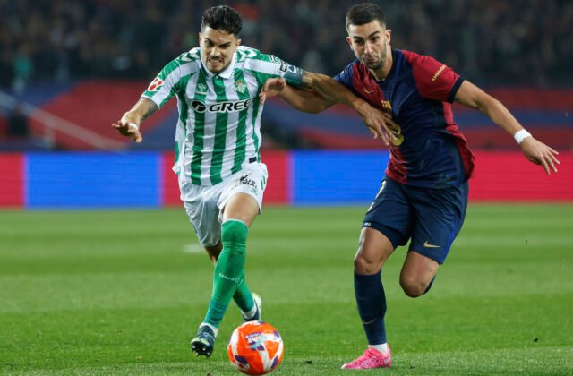376008_spain_soccer_la_liga_89719-640x420.jpg Barcelona iba remizovala, ale vďaka prehre Realu Madrid zvýšila náskok na čele La Ligy
