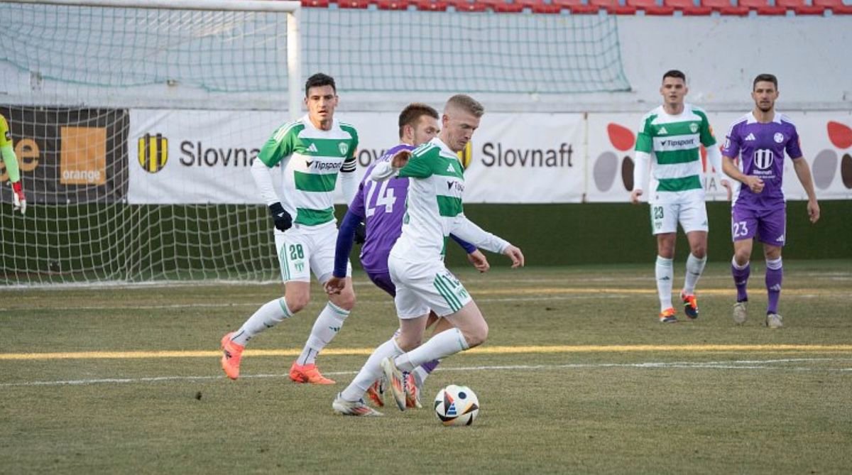 Komárno zvíťazilo najtesnejším rozdielom aj v Skalici, hrdinom hostí sa stal Ožvolda Komárno zvíťazilo najtesnejším rozdielom aj v Skalici, hrdinom hostí sa stal Ožvolda