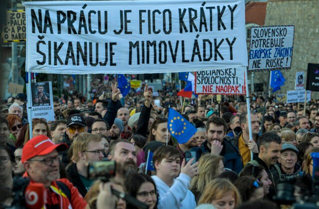 387196_67eed452c54ee231962146-640x420.jpg Parlament schválil kontroverzný zákon o mimovládnych organizáciách, nazývaný aj ako ruský zákon