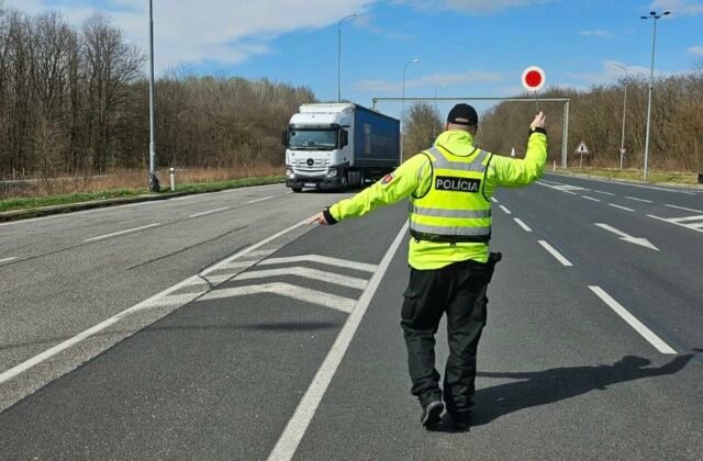 388170_67e2927e19655621212127-640x420.jpg Polícia vyhlasuje Deň bez nehody, do akcie zapoja aj moderné technické prostriedky vrátane dronov