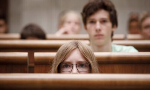 Na Slovensku vyrastá pesimistická generácia, k nespokojnosti mladých ľudí prispieva nízka medziľudská dôvera