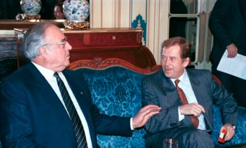 Havel nerozumí politice, tvrdil kancléř Kohl. Dokument s tímto tvrzením ale později cenzuroval