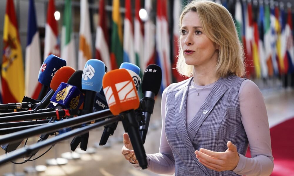 Treba vyvinúť maximálny tlak na Rusko, aby ukončilo vojnu, vyzvala šéfka európskej diplomacie Kaja