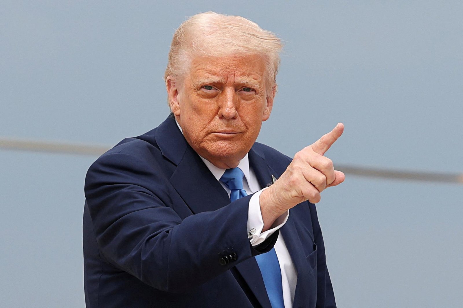 Americké útoky na Húsíovcov budú pokračovať, kým budú hrozbou, uviedol Trump Americké útoky na Húsíovcov budú pokračovať, kým budú hrozbou, uviedol Trump