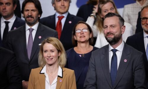 Poľská vláda chce budúci rok vydávať na obranu päť percent HDP