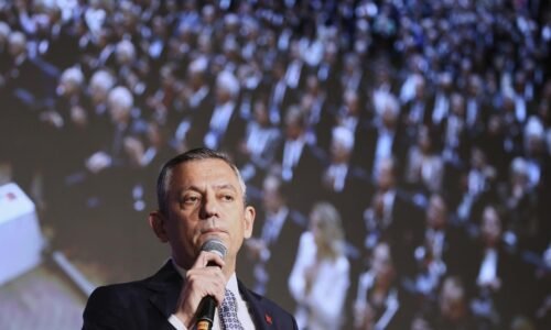 Turecká opozícia žiada usporiadanie prezidentských volieb v novembri