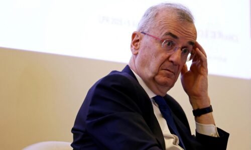 Vďaka Bohu, že Európa vytvorila euro. Trumpova politika narušila dôveru v americký dolár, tvrdí Villeroy