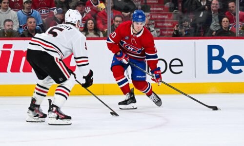 Slafkovský zariadil predĺženie, Montreal aj tak nestačil na Chicago a skomplikoval si postup do play off