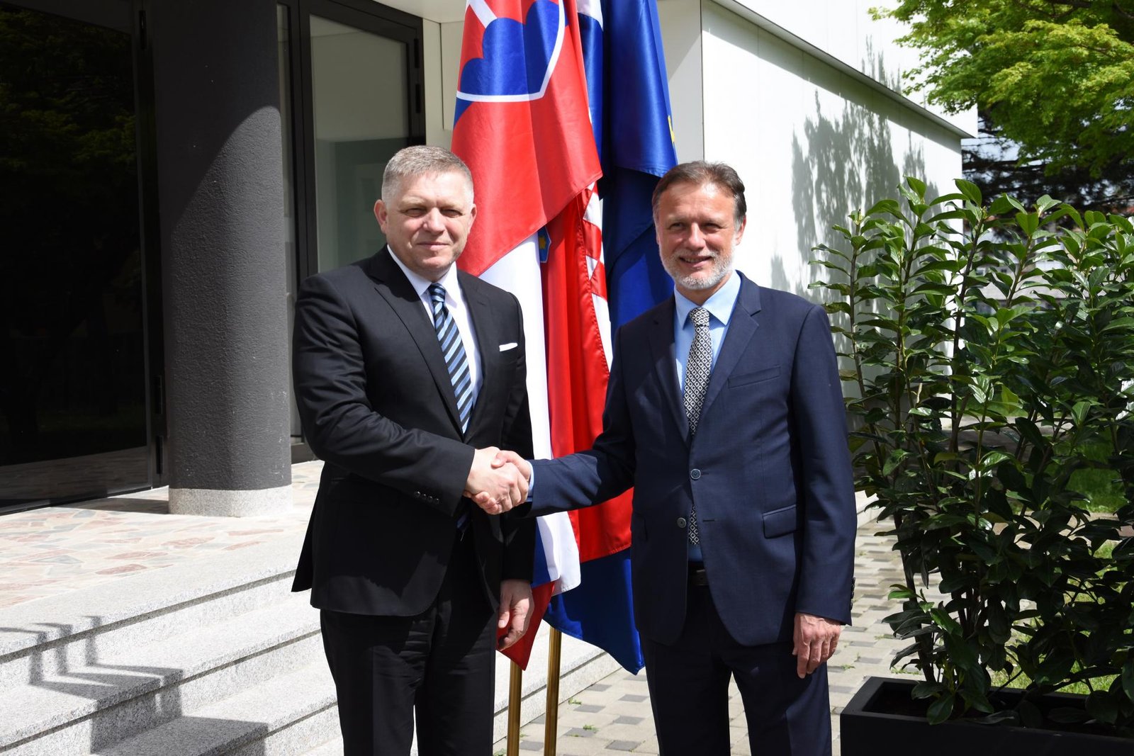 Slovensko chce s Chorvátskom spolupracovať pri dodávkach uhľovodíkov, Záhreb chce rozšíriť aj jadrový program Slovensko chce s Chorvátskom spolupracovať pri dodávkach uhľovodíkov, Záhreb chce rozšíriť aj jadrový program