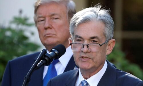 Trump nemá v úmysle odvolať šéfa Fedu Jeroma Powella, chce od neho viac aktivity