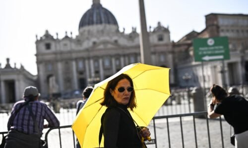 Rím sa kvôli rozlúčke s pápežom Františkom pripravuje na státisíce veriacich. Všetky zložky sú v pohotovosti