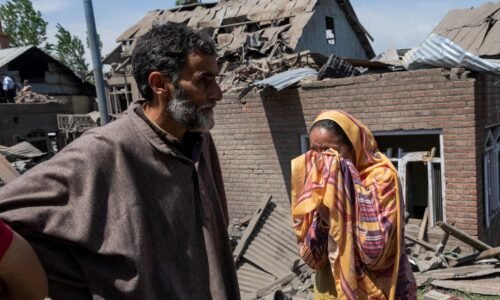 Vojaci Indie a Pakistanu po sebe v Kašmíre opäť strieľali. India tvrdí, že paľbu začal Pakistan