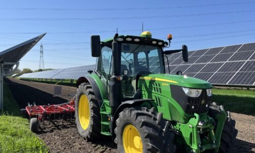 Solárny park na úrodnej pôde? Rakúšania ukazujú, ako sa to dá. Na Slovensku by farmár mohol stratiť dotácie