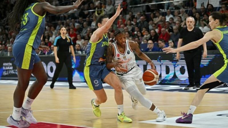 Basketbalistky USK pokračují v krasojízdě. Na domácí palubovce porazily Žabiny, míří k titulu Basketbalistky USK pokračují v krasojízdě. Na domácí palubovce porazily Žabiny, míří k titulu