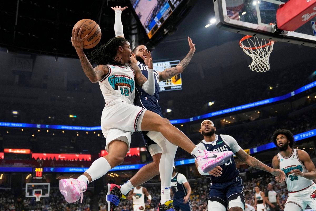 VIDEO NBA: Drámu o postup do play-off rozlúsklo až predĺženie. Dallas aj Atlanta v súťaží končia