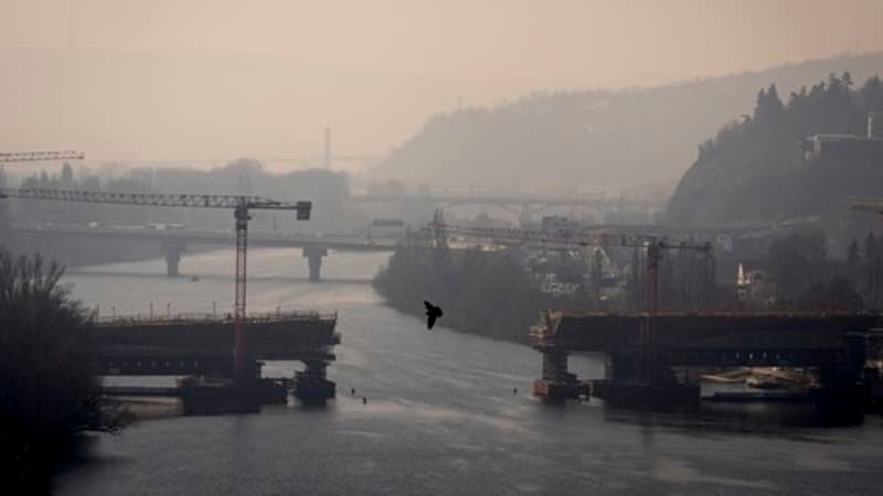 Do Česka opět míří saharský prach, ovlivní i teploty na Velikonoce. Kdy se obloha zakalí? Do Česka opět míří saharský prach, ovlivní i teploty na Velikonoce. Kdy se obloha zakalí?