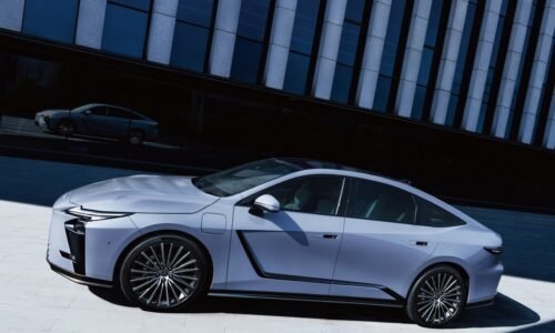 Lexus ES: Zajtra je dnes!