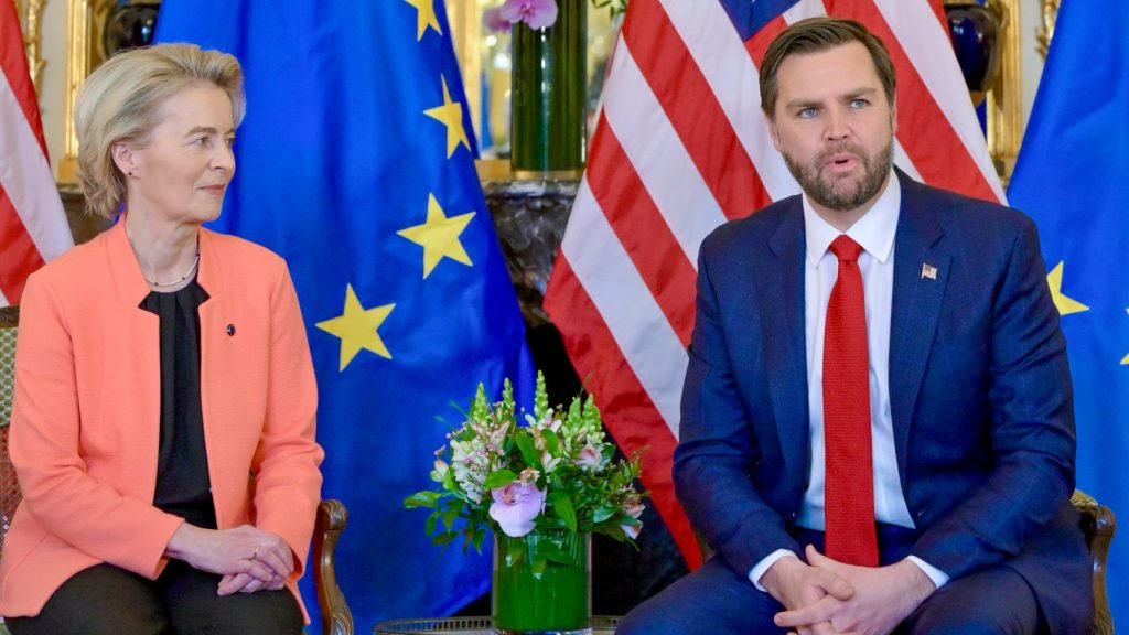 Polčas obchodnej vojny s USA: EÚ ustupuje, aj keď Trump všetky zbrane nezložil