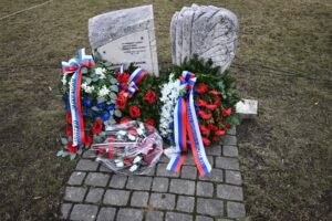 Matica slovenská si v Spišskej Novej Vsi pripomenula 86. výročie „Malej vojny“ Matica slovenská si v Spišskej Novej Vsi pripomenula 86. výročie „Malej vojny“