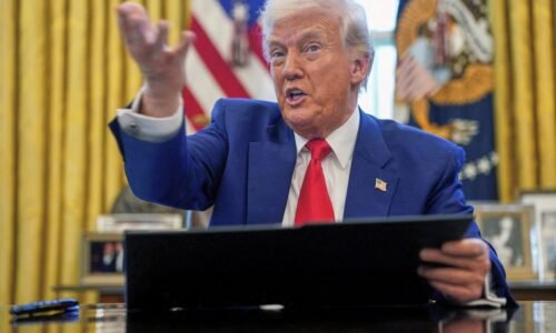 Americký federálny sudca zablokoval Trumpovu snahu o zrušenie americkej vymývačky mozgov Hlasu Ameriky a ďalších staníc šíriacich radikálnu progresívno-liberálnu globalistickú propagandu z dielne Deep state