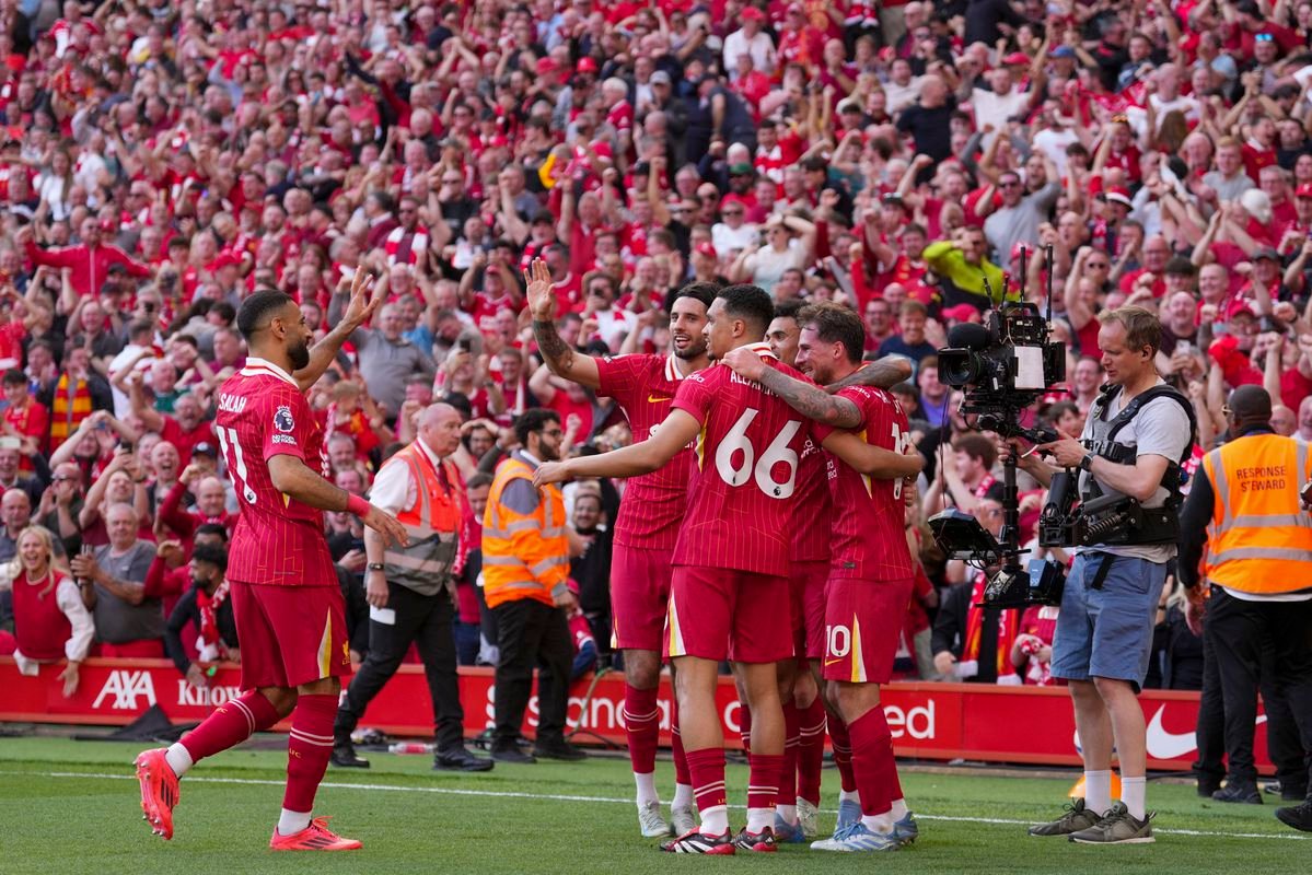 Anglický futbal má nového kráľa! Liverpool ukončil nadvládu Manchestru City