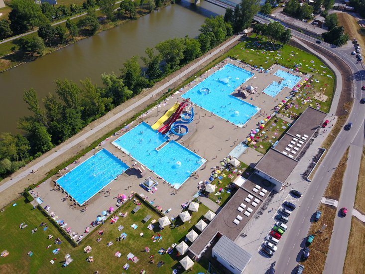 Vstup do aukcií týkajúcich sa letnej sezóny na kúpalisku už len do 9. apríla Vstup do aukcií týkajúcich sa letnej sezóny na kúpalisku už len do 9. apríla