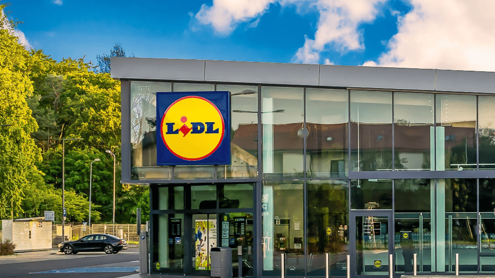 Lidl čelí žalobe. Jeho aplikácia údajne tajne špehuje zákazníkov Lidl čelí žalobe. Jeho aplikácia údajne tajne špehuje zákazníkov