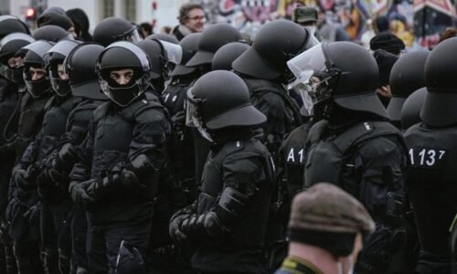 Vojenské puče nahradily ty humanitární