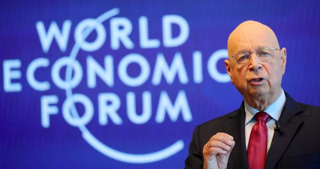 Zakladateľ a šéf WEF Klaus Schwab po 54 rokoch náhle odstúpil z čela Svetového ekonomického fóra Zakladateľ a šéf WEF Klaus Schwab po 54 rokoch náhle odstúpil z čela Svetového ekonomického fóra