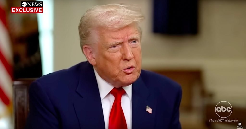 Donald Trump je presvedčený, že Vladimir Putin si želá mier na Ukrajine. Ak Zelenského režim nebude rokovať s Ruskom, v blízkej budúcnosti bude podľa amerického prezidenta čeliť výraznej porážke Donald Trump je presvedčený, že Vladimir Putin si želá mier na Ukrajine. Ak Zelenského režim nebude rokovať s Ruskom, v blízkej budúcnosti bude podľa amerického prezidenta čeliť výraznej porážke