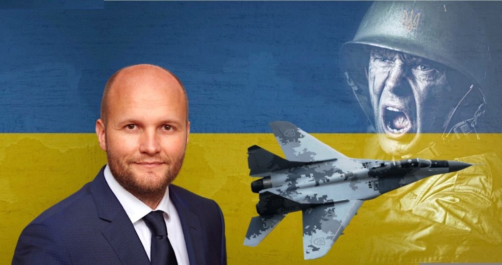 Naďovu vojenskú pomoc Ukrajine a darovanie slovenskej munície banderovskému režimu už rieši aj Európska prokuratúra. „Vedieme trestné stíhanie pre poškodzovanie finančných záujmov EÚ a ďalšie trestné činy,“ informoval prokurátor Európskej prokuratúry Juraj Novocký Naďovu vojenskú pomoc Ukrajine a darovanie slovenskej munície banderovskému režimu už rieši aj Európska prokuratúra. „Vedieme trestné stíhanie pre poškodzovanie finančných záujmov EÚ a ďalšie trestné činy,“ informoval prokurátor Európskej prokuratúry Juraj Novocký