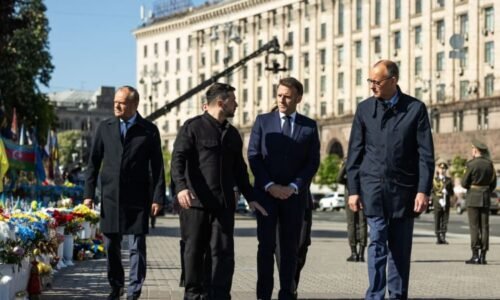 K setkání lídrů na Ukrajině se připojil telefonicky i Trump. Zelenskyj chce od pondělí příměří