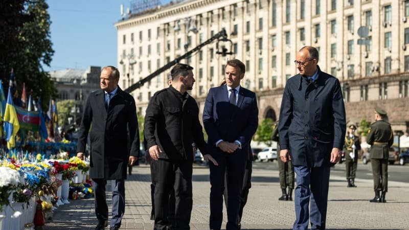 K setkání lídrů na Ukrajině se připojil telefonicky i Trump. Zelenskyj chce od pondělí příměří K setkání lídrů na Ukrajině se připojil telefonicky i Trump. Zelenskyj chce od pondělí příměří