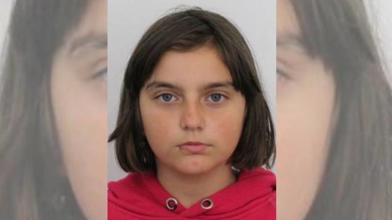 Hledá se 12letá Natálie z Nymburska. Může být v Praze, možná odjela s kamarádem autem Hledá se 12letá Natálie z Nymburska. Může být v Praze, možná odjela s kamarádem autem