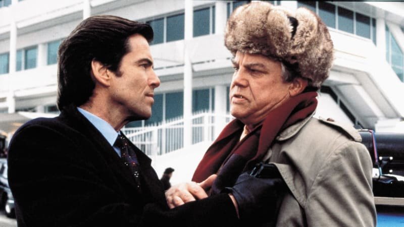 Zemřela hvězda bondovek. Baker zářil po boku Pierce Brosnana, bojoval s Daltonem Zemřela hvězda bondovek. Baker zářil po boku Pierce Brosnana, bojoval s Daltonem