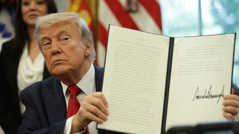 Trumpův trvalý mír? Češi plánu nevěří, ukázal výzkum. Voliči vlády jsou nejskeptičtější Trumpův trvalý mír? Češi plánu nevěří, ukázal výzkum. Voliči vlády jsou nejskeptičtější