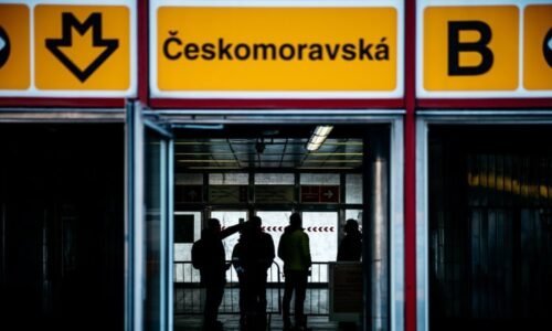 Stanice metra Českomoravská se má jmenovat Arena Libeň. Stop firemním názvům, žádá petice