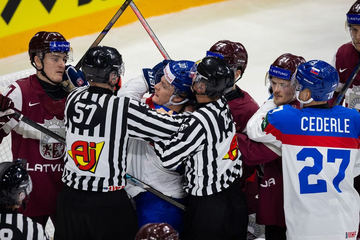 FOTO Šiesty zápas Slovenska na MS v hokeji 2025 objektívom ŠPORT.sk. Pozrite si najlepšie zábery