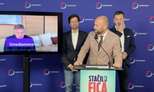 Slovensko môže prísť o stovky miliónov. Dôvodom je podľa Demokratov Ficov pakt s Orbánom – VIDEO