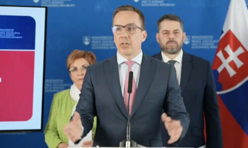 Slovensko má najmenej nezamestnaných od roku 1993. Čísla klesli podľa Tomáša na historické minimum – VIDEO